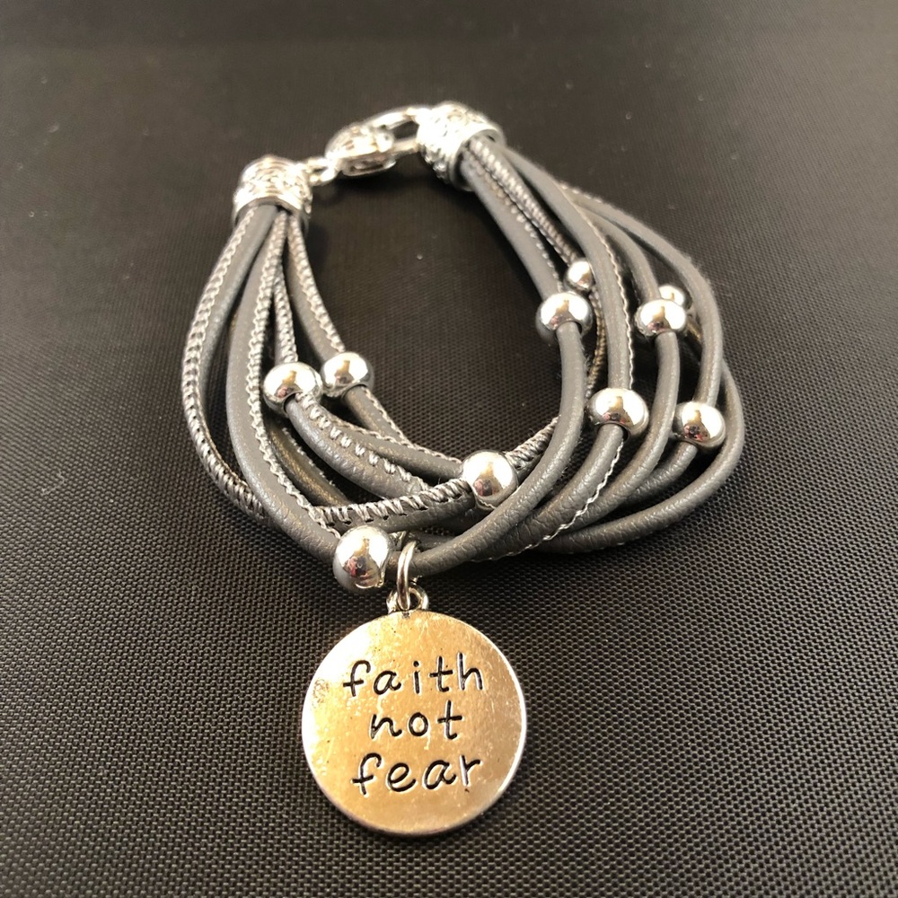 “Faith Not Fear” faux leather beaded bracelet